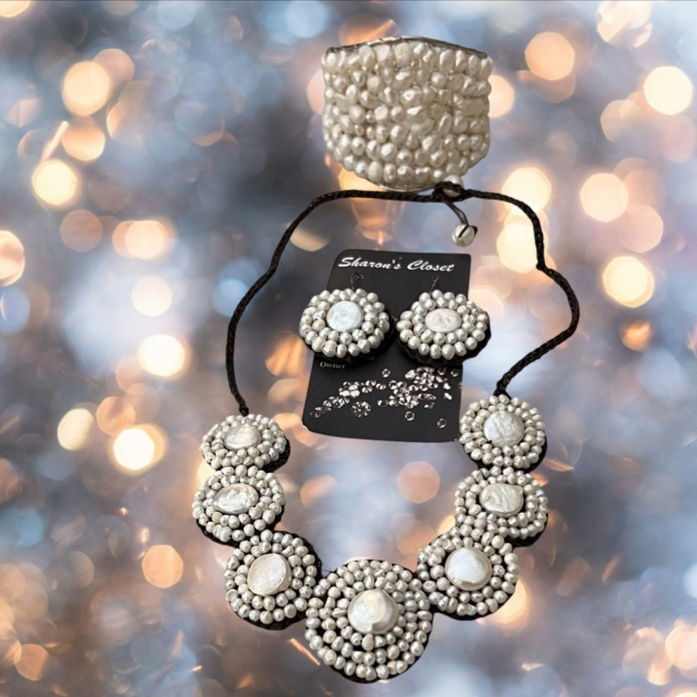 Beautiful Pearl and Silver Vintage Jewelry Set
